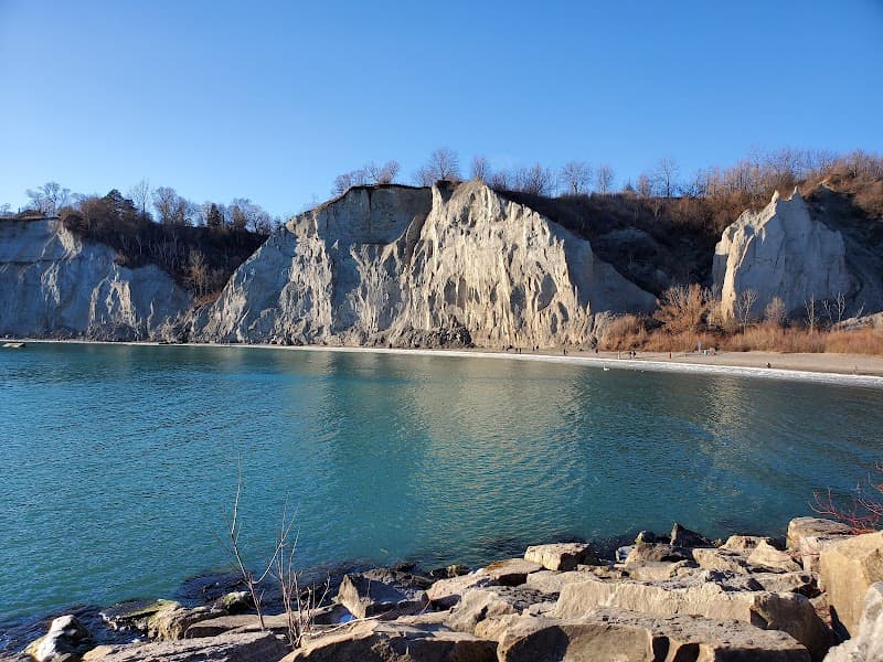 Scarborough Bluffs Hike (Bluffer’s Park)