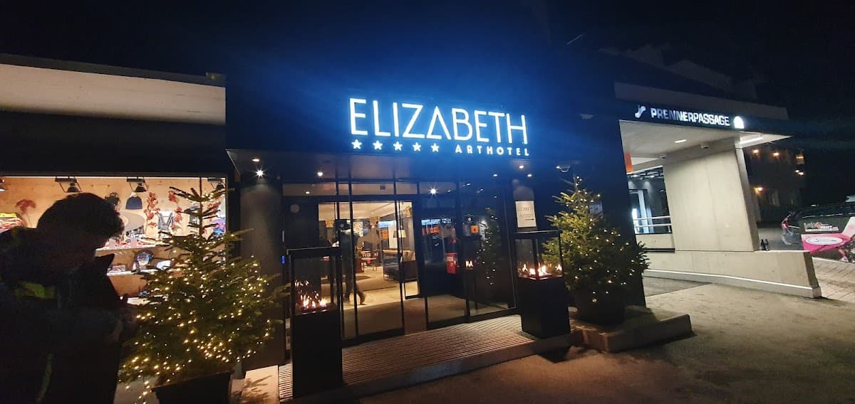 Schatzi Bar