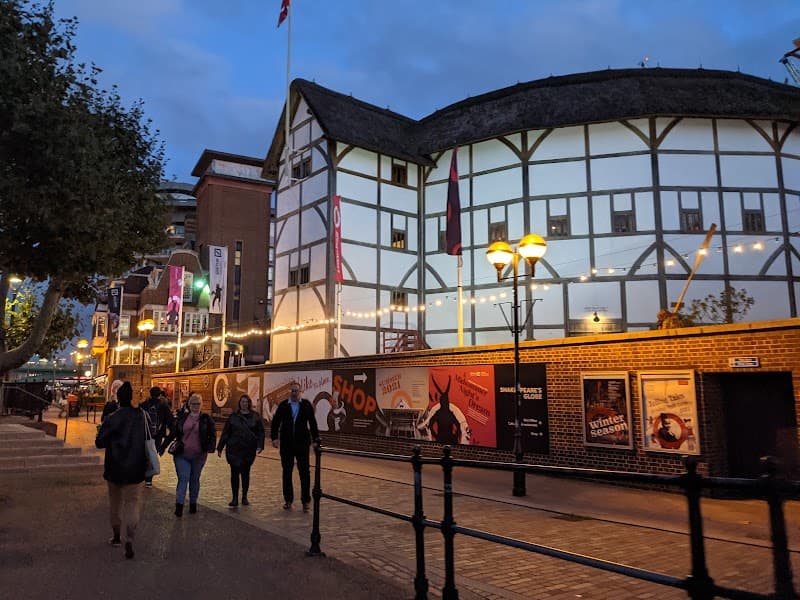 Shakespeare's Globe Theatre (Standing Ticket)