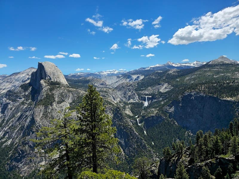 Shuttle to Glacier Point