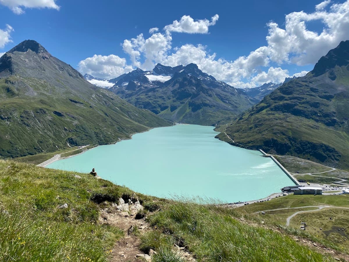Silvretta Reservoir Hike
