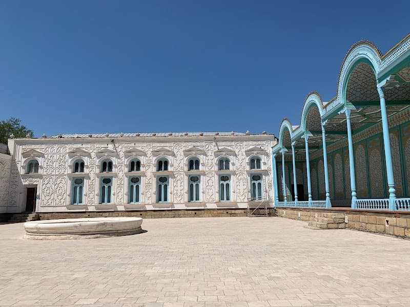 Sitorai Mokhi-Khosa Palace
