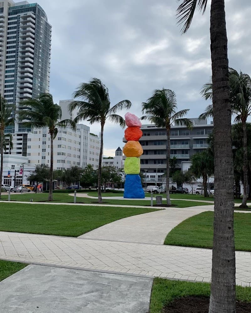 South Beach Free Explore (Collins Park Area)