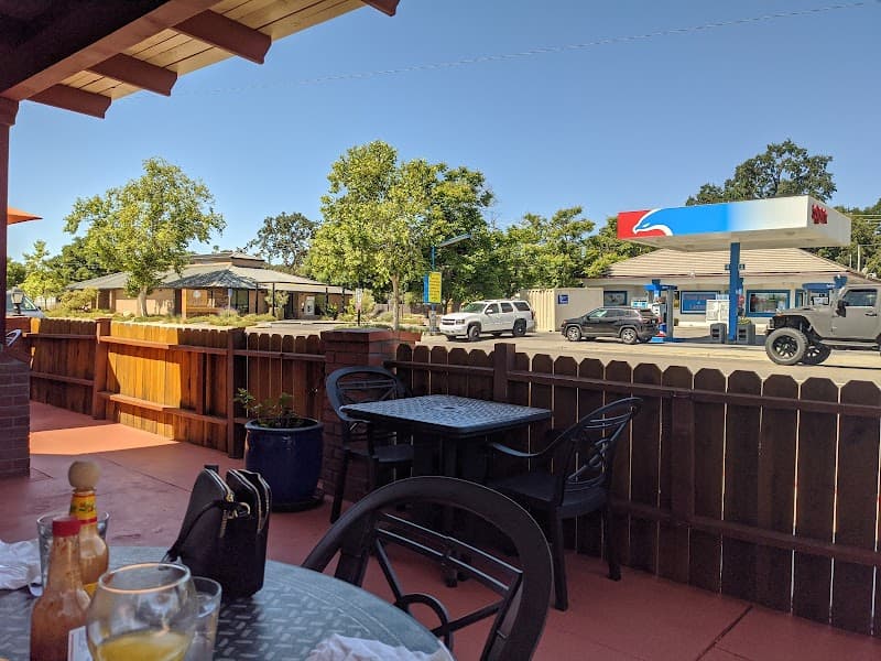 Springside Restaurant (Vegetarian/Seafood Choices)