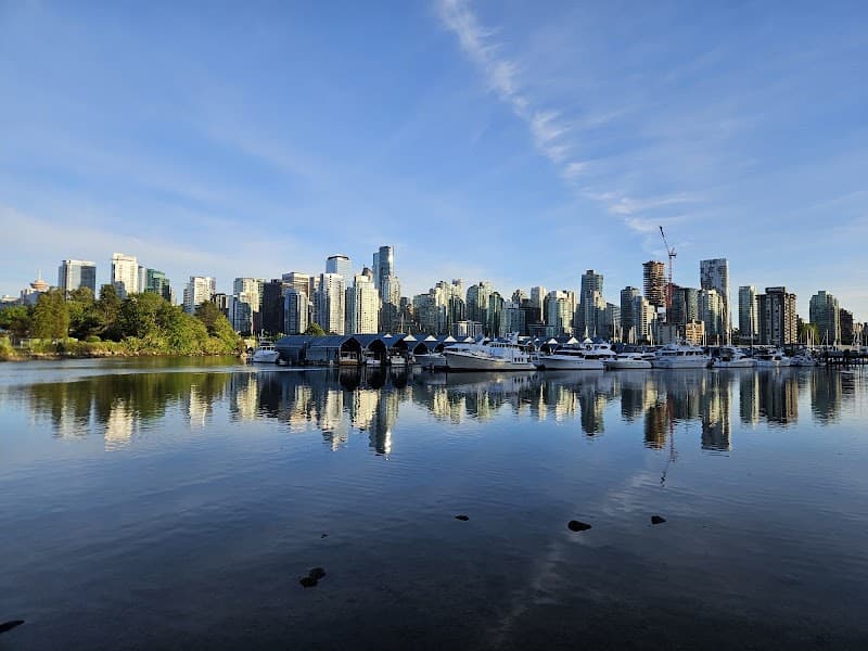 Vancouver Adventure Week: Sea, Skyline, Markets