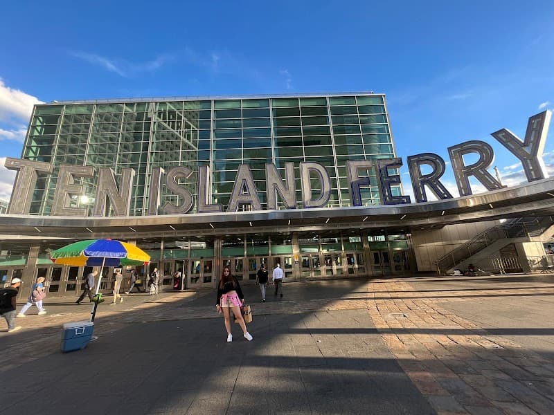 Staten Island Ferry (Round Trip)