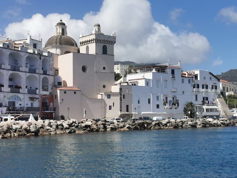 Stroll Ischia Ponte Historic Lanes
