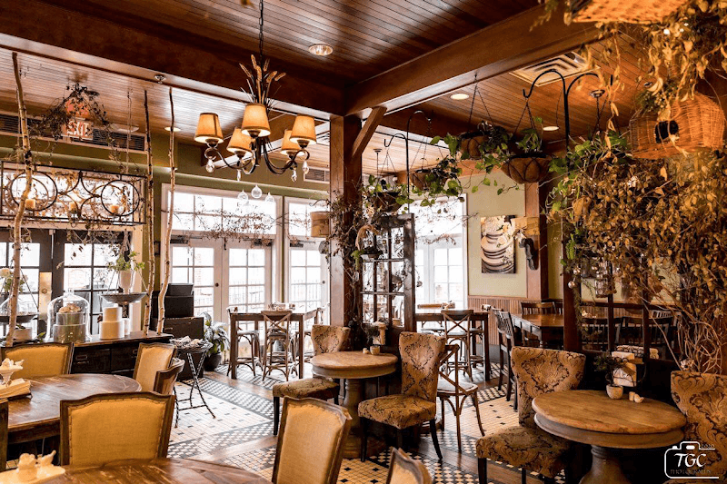 Sugar Leaf Bakery, Cafe & Espresso