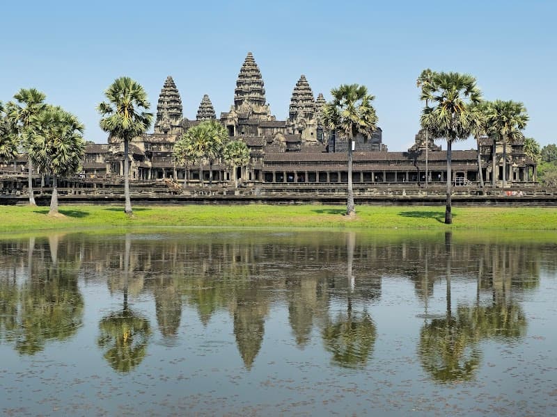 Sunrise at Angkor Wat by Tuk-Tuk (Guided Tour)