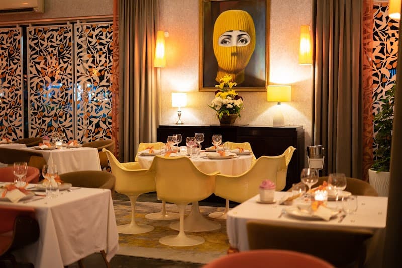 Temple Balcony Restaurant