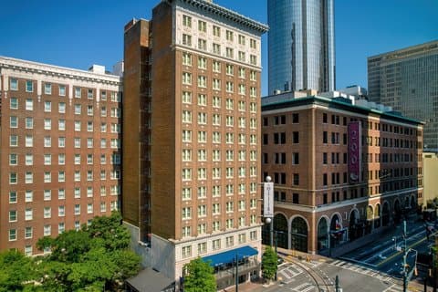 The Ellis Hotel
