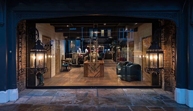 The Falstaff Hotel