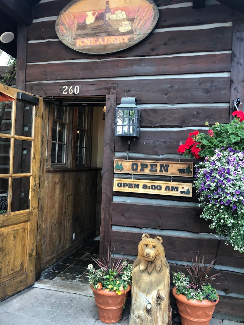 The Kneadery (vegetarian-focused choices)
