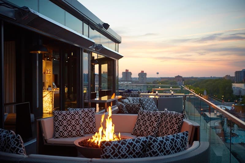 The Logan Philadelphia, Curio Collection by Hilton
