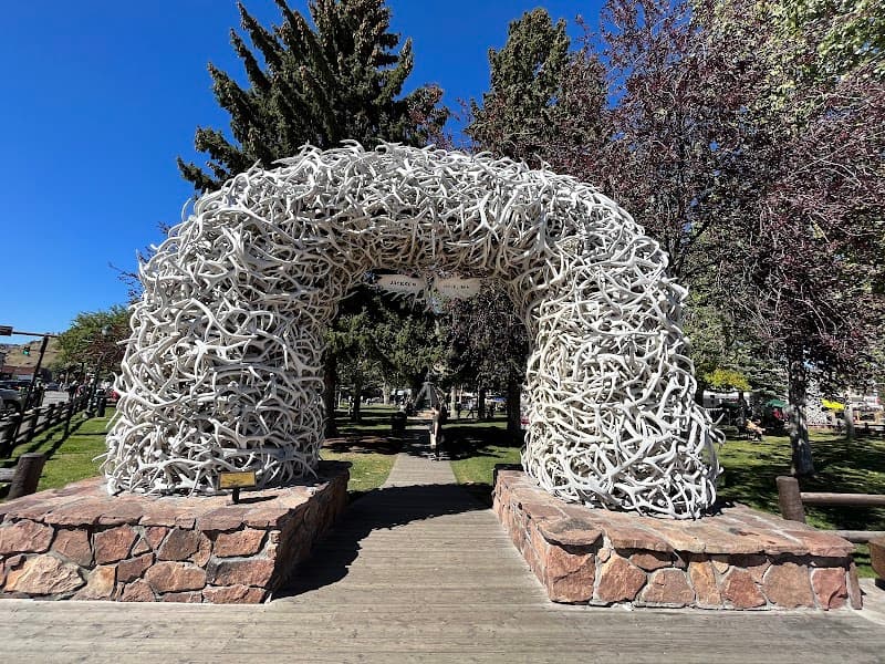 Town Square & Elk Antler Arches