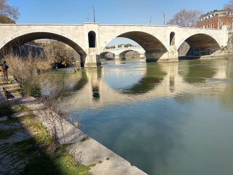 Trastevere Neighborhood Stroll