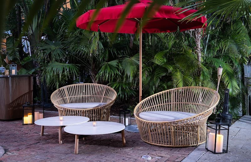 Twist Bar at Freehand Miami