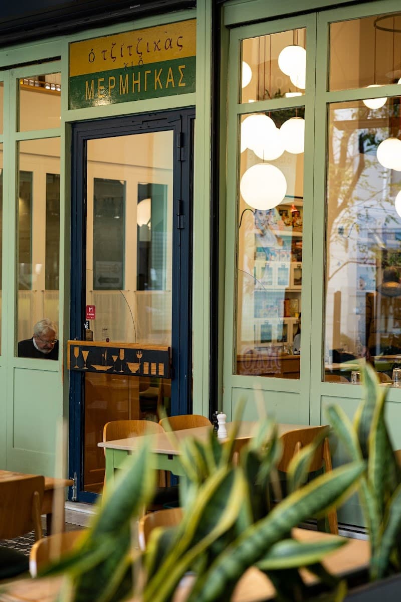 Athens in 3 Days: Ancient Grandeur, Markets, and Nightlife