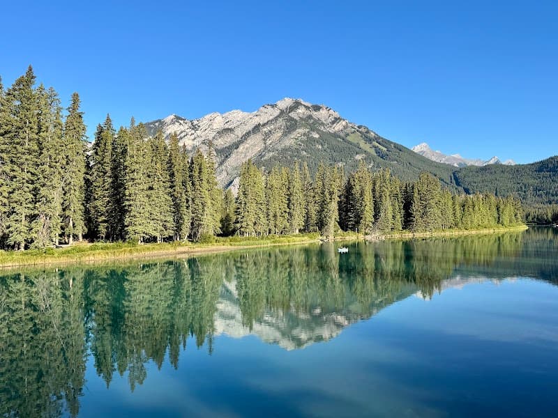 Vermilion Lakes & Bow River Trail