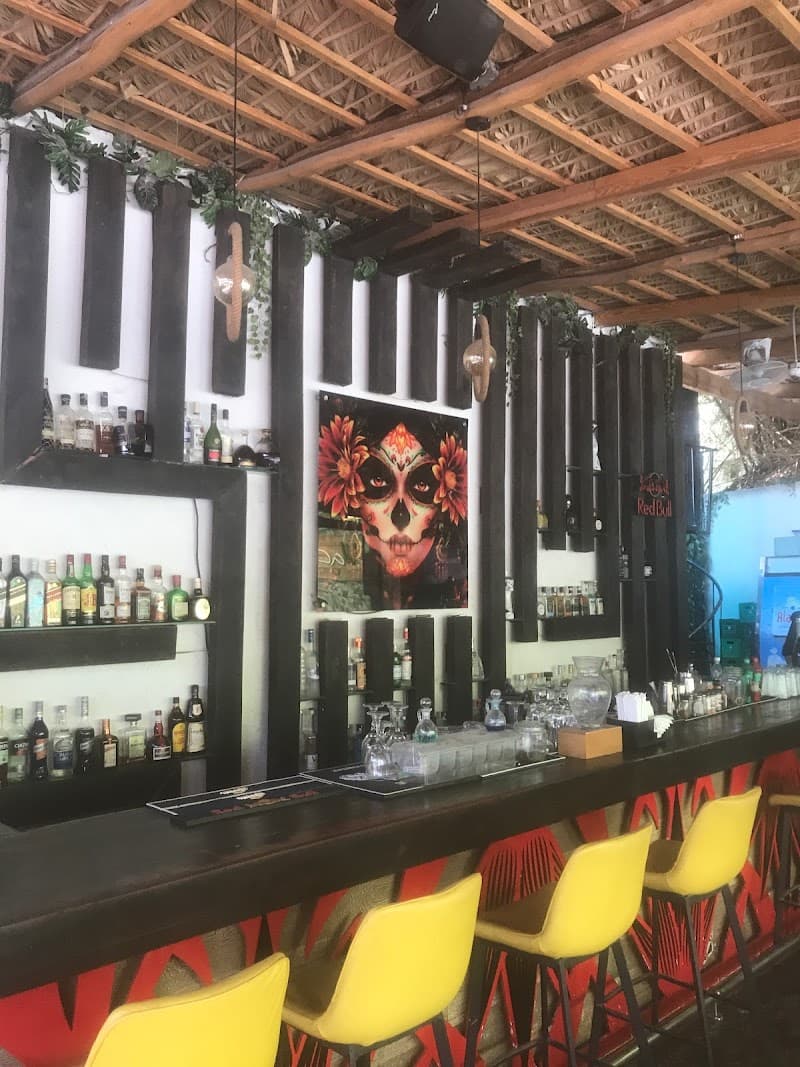 Wacamole Bar & Grill