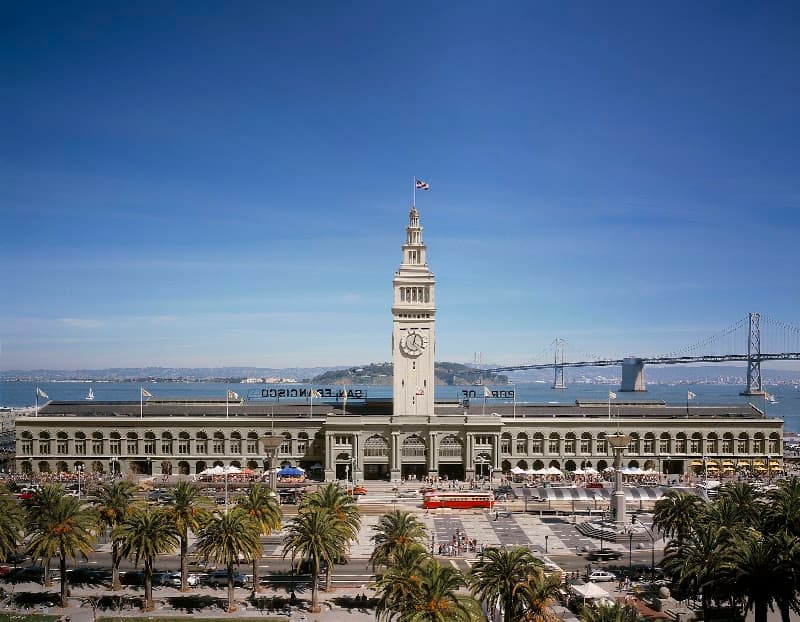 Walk the Embarcadero & Ferry Building Marketplace