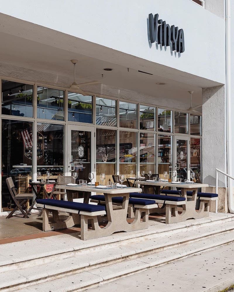 Wine Tasting at Vinya Wine & Market