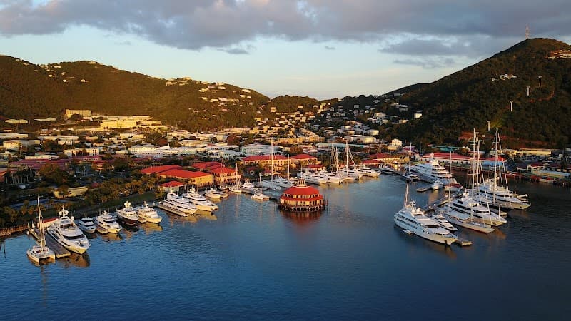 Yacht Haven Grande Promenade