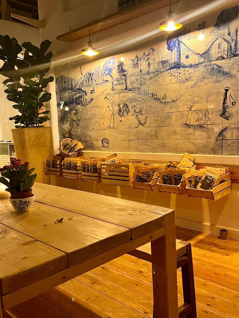 3 Relaxed Days in Athens for Curious Food-Loving Couples